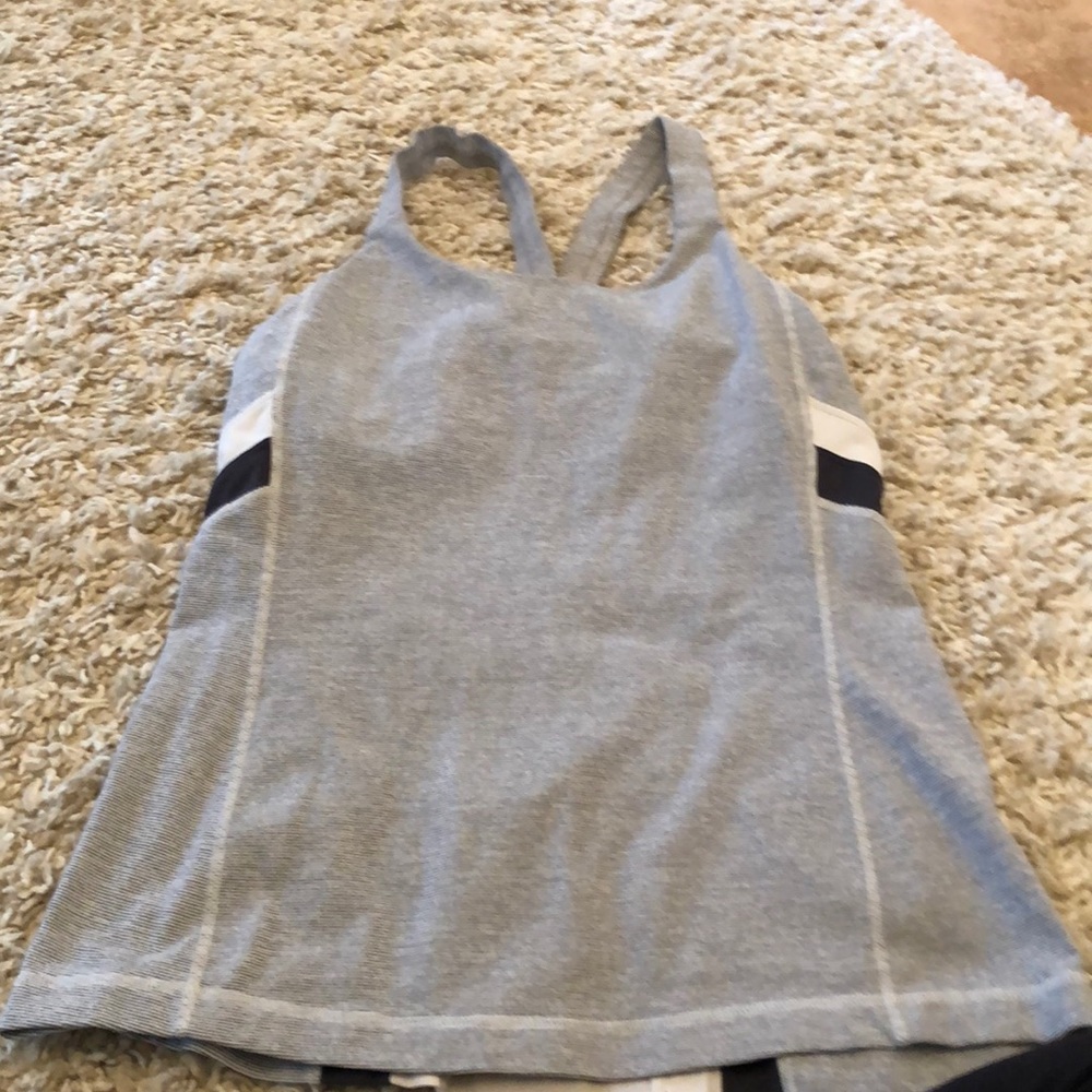 Lululemon tank